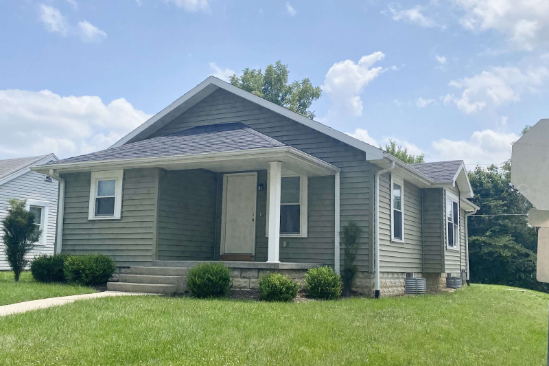 1023 W. Carson, Muncie, 3 Bedrooms Bedrooms, ,3 BathroomsBathrooms,House,For Rent,1023 W. Carson,1019