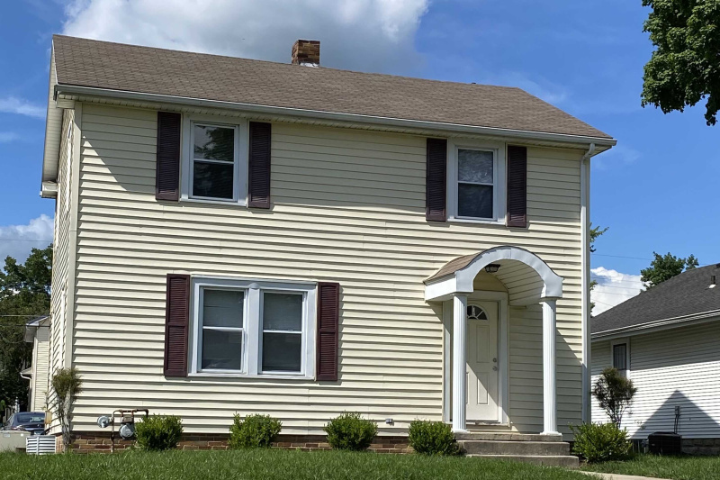 1204 W Carson St, Muncie, 3 Bedrooms Bedrooms, ,3 BathroomsBathrooms,House,For Rent,1204 W Carson St,1030