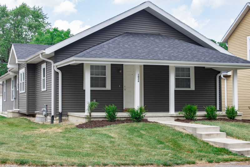 1026 W Rex St, Muncie, 5 Bedrooms Bedrooms, ,5 BathroomsBathrooms,House,For Rent,1026 W Rex St,1037