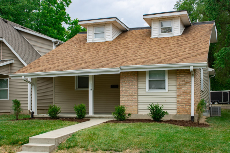 1110 W Neely Ave, Muncie, 5 Bedrooms Bedrooms, ,5 BathroomsBathrooms,House,For Rent,1110 W Neely Ave,1039