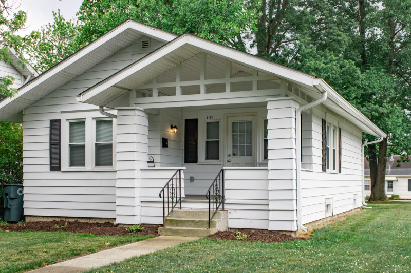 2125 W Main St, Muncie, 2 Bedrooms Bedrooms, ,2 BathroomsBathrooms,House,For Rent,2125 W Main St,1047